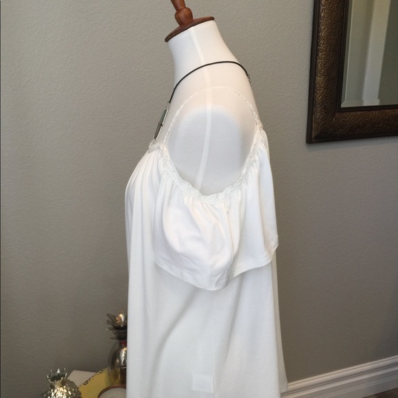 NWT Cold Shoulder White Lace Trim Top - Picture 6 of 6
